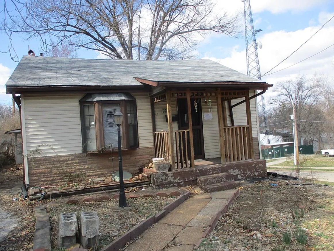 Property main image